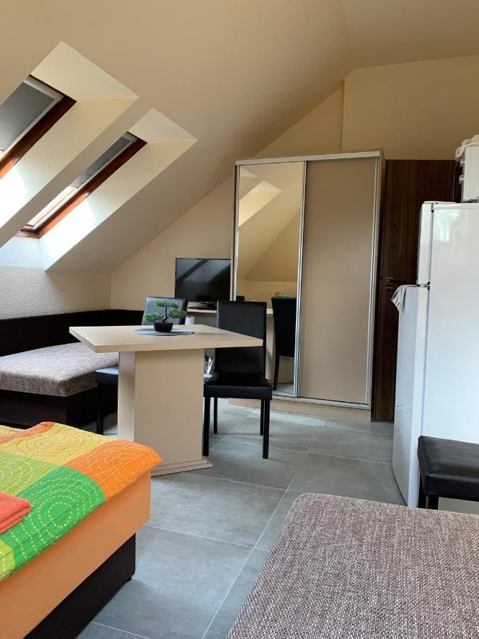 Balaton Kinizsi Apartman Siofok Ngoại thất bức ảnh