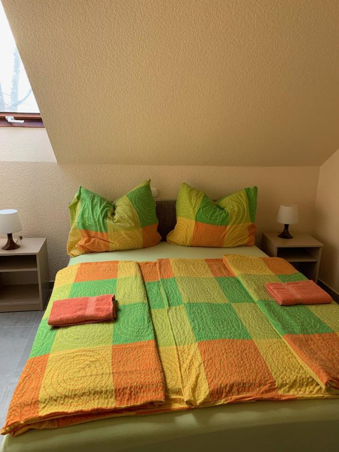 Balaton Kinizsi Apartman Siofok Ngoại thất bức ảnh