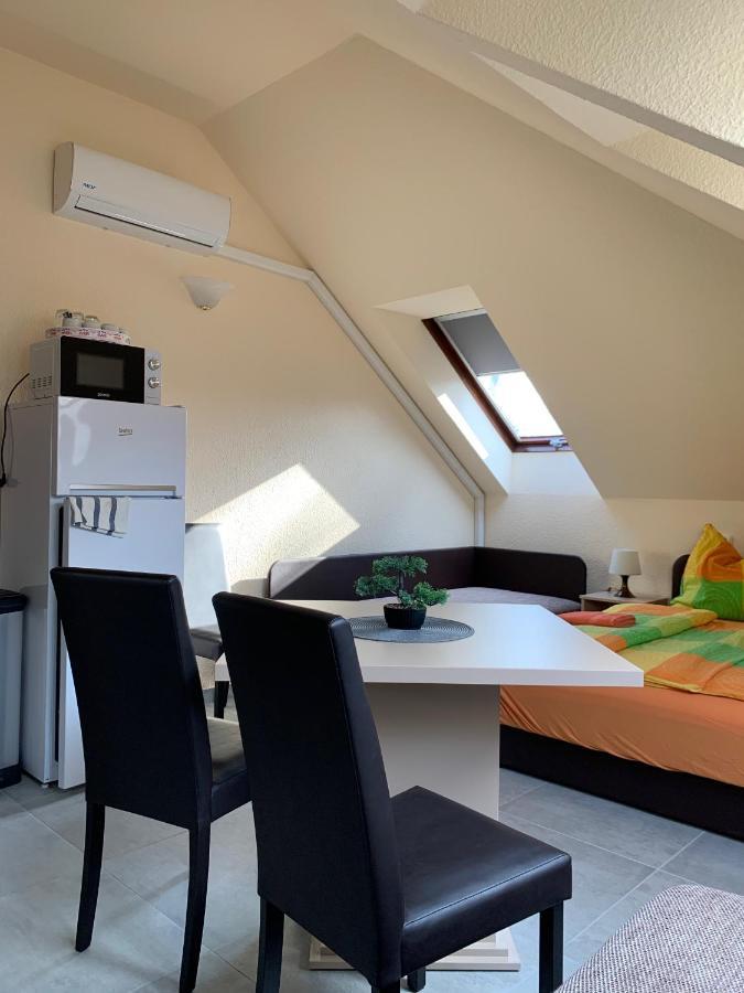 Balaton Kinizsi Apartman Siofok Ngoại thất bức ảnh