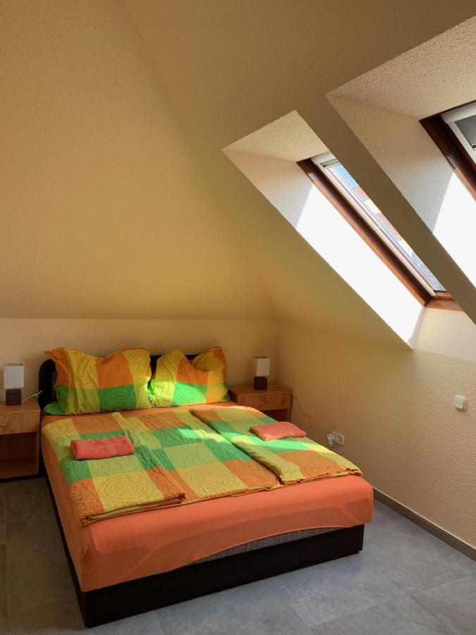 Balaton Kinizsi Apartman Siofok Ngoại thất bức ảnh