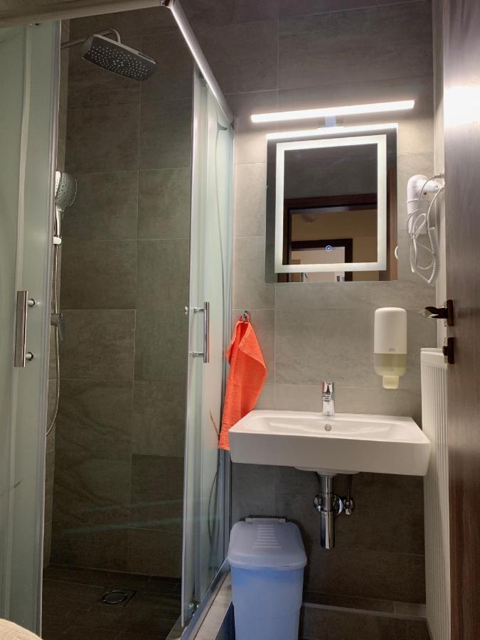 Balaton Kinizsi Apartman Siofok Ngoại thất bức ảnh