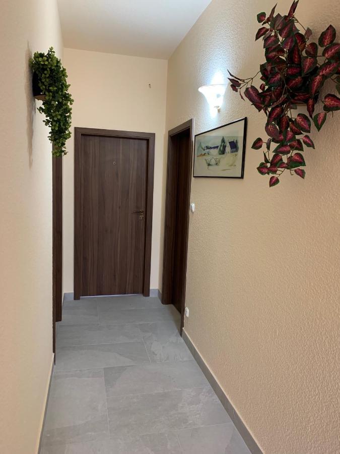 Balaton Kinizsi Apartman Siofok Ngoại thất bức ảnh