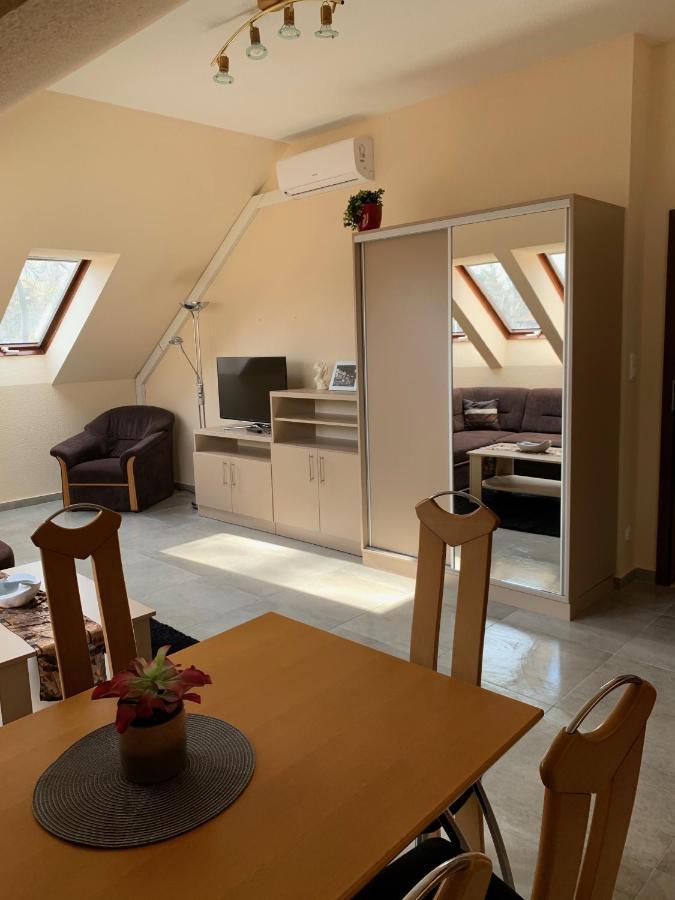 Balaton Kinizsi Apartman Siofok Ngoại thất bức ảnh