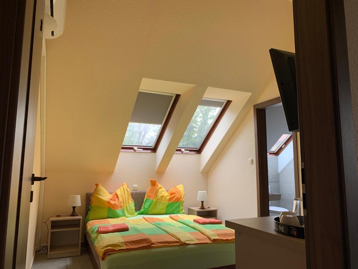 Balaton Kinizsi Apartman Siofok Ngoại thất bức ảnh