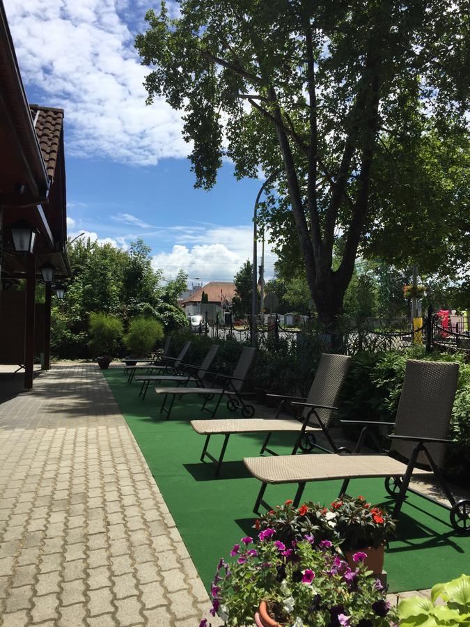 Balaton Kinizsi Apartman Siofok Ngoại thất bức ảnh